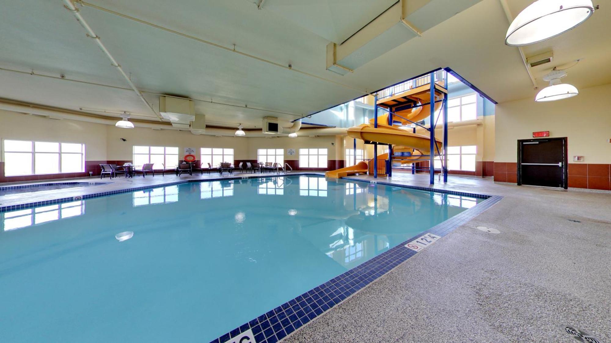 Holiday Inn Express Hotel & Suites - Edmonton International Airport By Ihg Nisku Zewnętrze zdjęcie